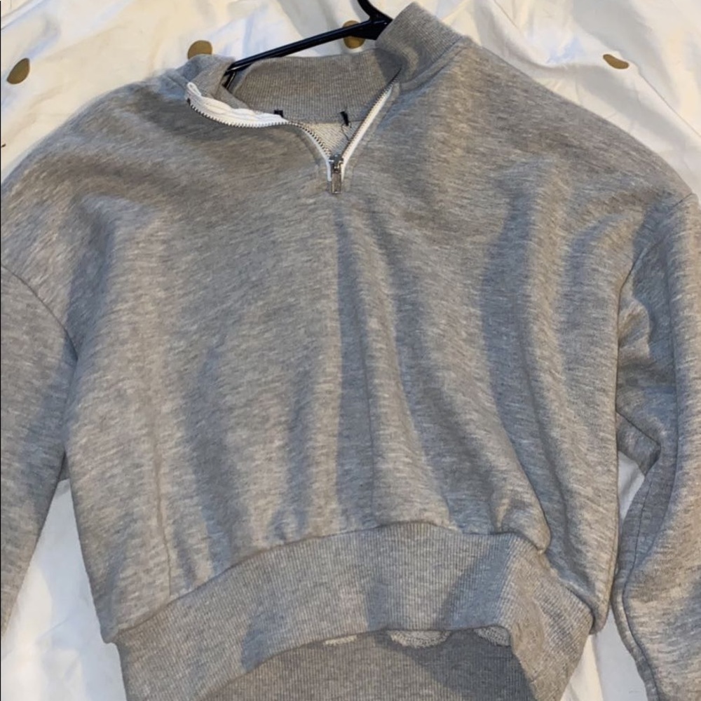 Forever 21 crop hoodie
